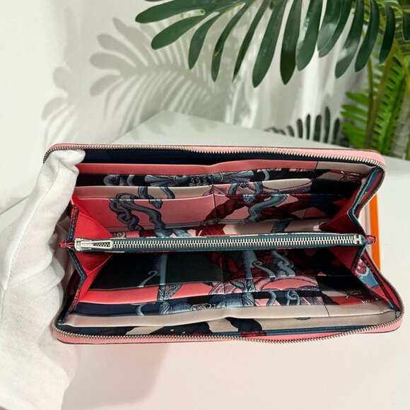 Hermés Pink Silk'In Classique Long Wallet - Picture 7 of 12